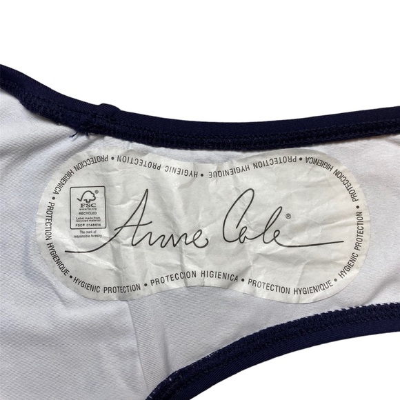 Anne Cole scoop neck belted white navy swimsuit - size 18 - Picture 8 of 10